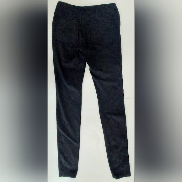 Ladies Black Athleta Full Length Leggings with 4 Pockets Size Small - Picture 2 of 7